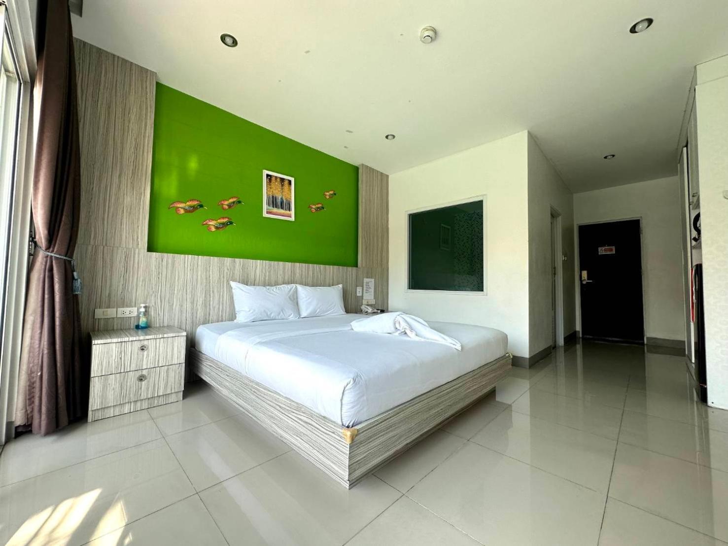 Anantra Pattaya Resort Exterior photo
